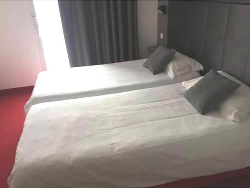 Brit Hotel มาร์เวโจส์ ภายนอก รูปภาพ